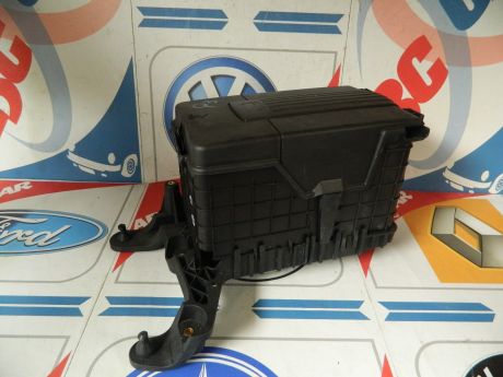 Carcasa baterie Audi Q3 8U 2011-2018 3C0915336A