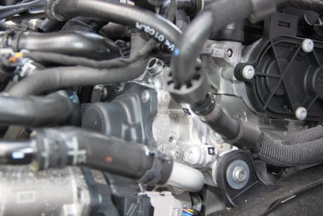 Supapa EGR VW Golf 7 2014-2020 2.0 TDI 04L131501S