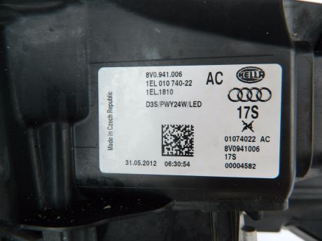 Far dreapta Bi-xenon Led Audi A3 8V 2012-2017 8V0941006AC