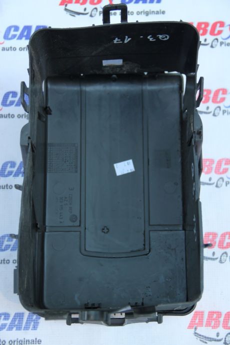 Carcasa baterie Audi Q3 8U 2.0 TDI 2011-2018