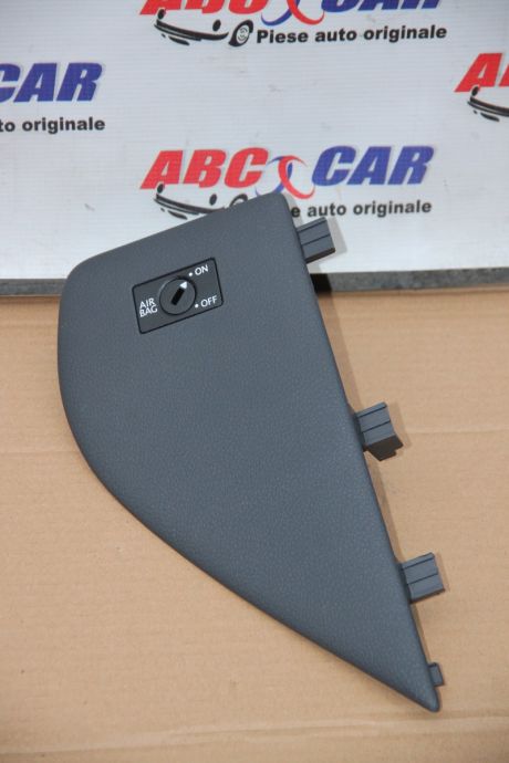 Capac lateral plansa bord VW Amarok (2H) 2010-prezent 2H0858248