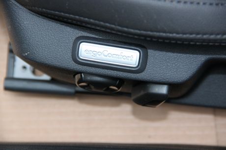 Interior electric (ergoComfort)  din piele si alcantara VW Passat B8 limuzina 2015-2023