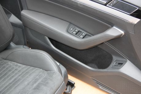 Interior electric (ergoComfort)  din piele si alcantara VW Passat B8 limuzina 2015-2023