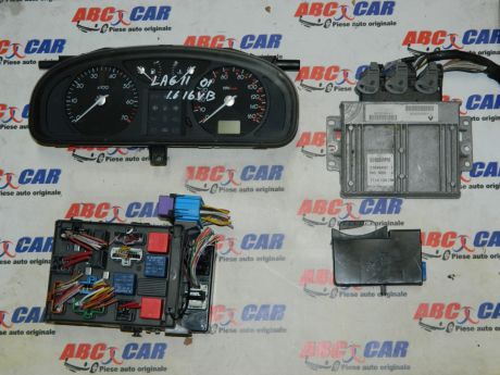 Ceasuri de bord Renault Laguna 2 2001-2007 1.6B 16v 8200002103
