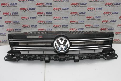 Grila radiator VW Tiguan (5N) facelift 2011-2015