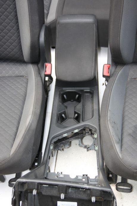 Interior textil VW Tiguan (AD1) 2016-2020