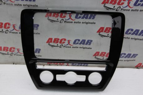 Ornament bord VW Jetta (1B) 2011-2019 5C6858069F