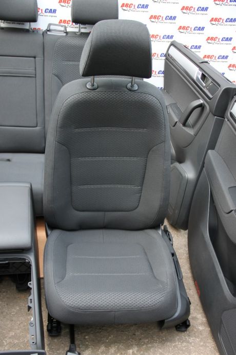Interior textil complet (ENG) VW Touareg (7P) 2010-2018