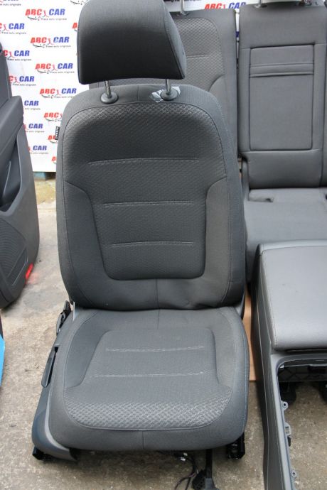 Interior textil complet (ENG) VW Touareg (7P) 2010-2018