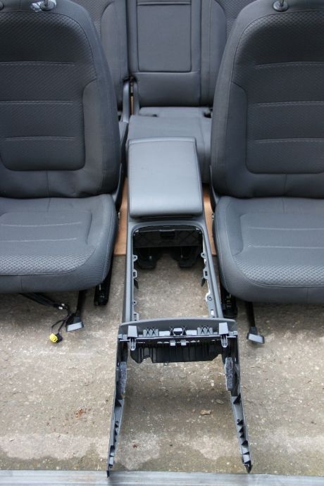 Interior textil complet (ENG) VW Touareg (7P) 2010-2018