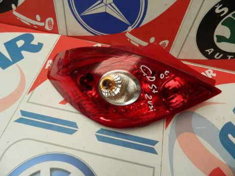 Stop stanga Opel Corsa D coupe COD:13186350