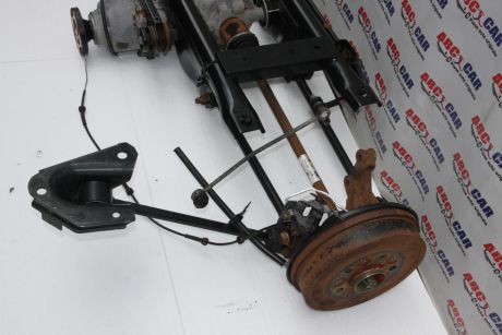 Planetara stanga spate Dacia Duster 1.6 benzina 2009-2017