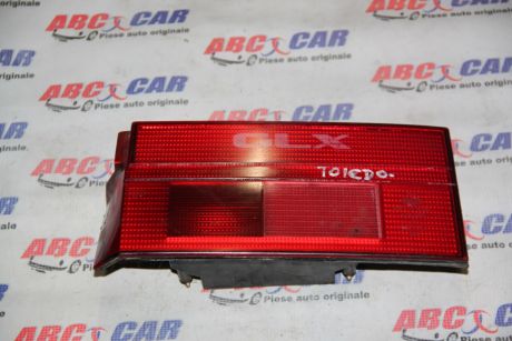 Stop dreapta capota Seat Toledo 1L 1991-1999 1L0945094S