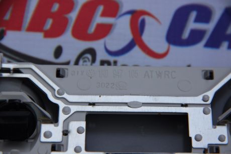 Lampa plafon VW Passat B7 2010-2014 2.0 TDI 1K0947105AT