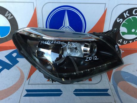 Far dreapta bi-xenon adaptiv Mercedes SLK R172 2011-2019 A1728202658