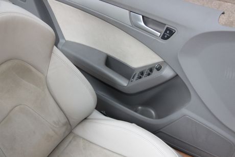 Interior piele + alcantara (culoare gri), electric fara memorie Audi A4 B8 8K 2008-2015 Avant