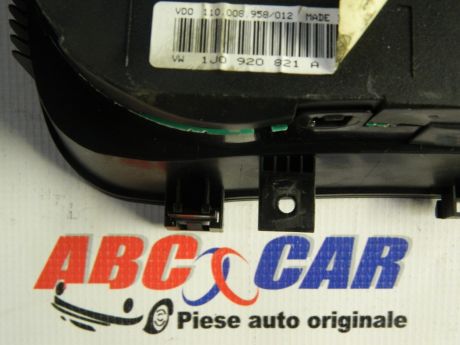 Ceasuri de bord VW Golf 4 1999-2004 1.4 Benzina 1J0920821A