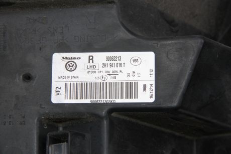 Far dreapta bi-xenon LED VW Amarok (2H) 2010-2020 2H1941016T