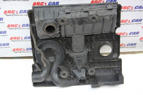 Capac motor cu carcasa filtru aer Skoda Fabia 1 (6Y) 1.2 16V 03E129607J