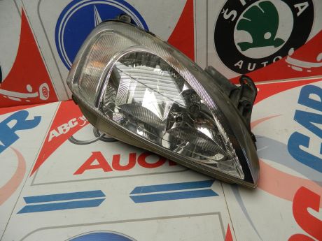Far dreapta Opel Corsa C 2000-2006