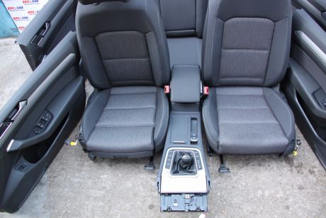 Interior textil complet (ENG) VW Passat B8 2015-2023 limuzina