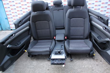 Interior textil complet (ENG) VW Passat B8 2015-2023 limuzina