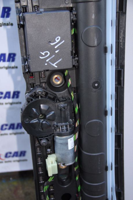 Trapa panoramic cu motoras VW Tiguan (AD1) 2016-2023 5NA877041