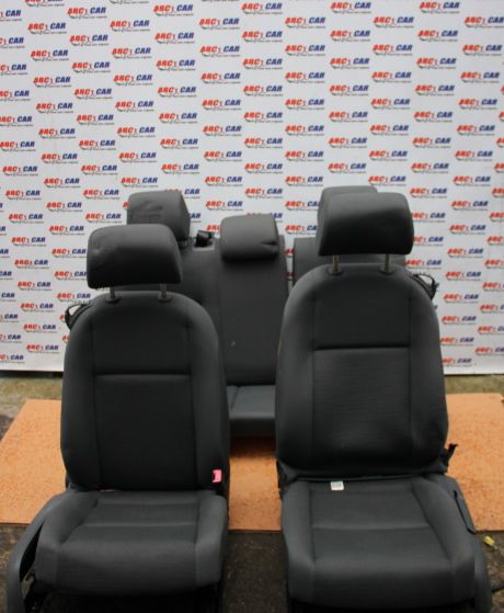 Interior textil VW Golf 5 2005-2009 model 2 usi