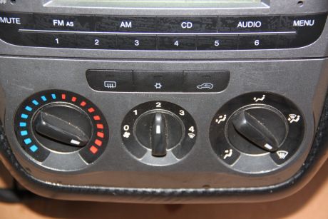 Panou comanda AC Fiat Grande Punto 2006-2012 7354845220