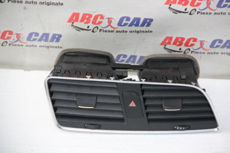 Grila ventilatie centrala Audi Q3 8U 2011-2018 8U1820951C