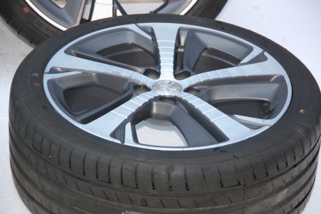 Jante aliaj R18 Peugeot 308 (T9) 2013-2021 9806253277