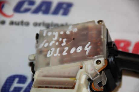 Maneta semnalizare cu bloc lumini Toyota Yaris (P1) 1998-2006
