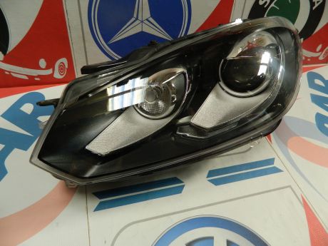 Far stanga cu xenon VW Golf 6 2009-2013