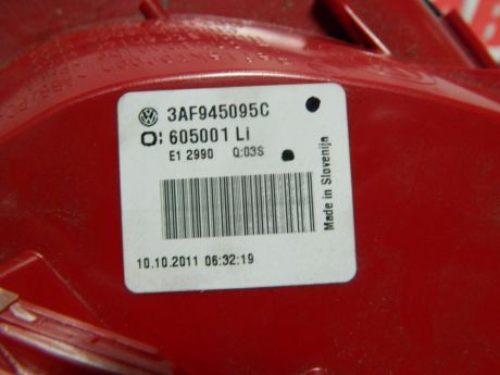 Stop stanga caroserie VW Passat B7 combi 2010-2014 Cod: 3AF945095C
