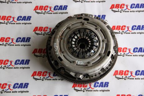 Kit ambreiaj VW Passat B7 2010-2014 2.0 TDI 03L141026