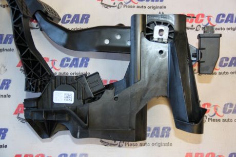 Suport pedale VW Passat B8 2015-2023 5Q1723058BN