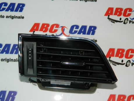 Grila aer bord Skoda Octavia 3 (5E3) 2013-2019 5E0819702A
