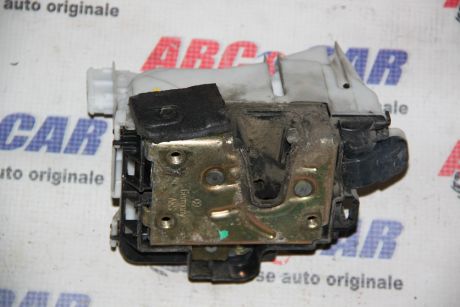 Broasca usa dreapta spate VW Vento 1992-1998 1H4852154