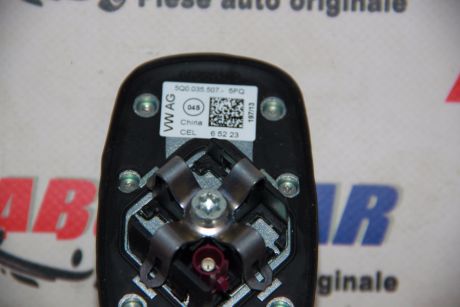 Antena GPS+Radio VW Passat B8 2015-2023 5Q0035507