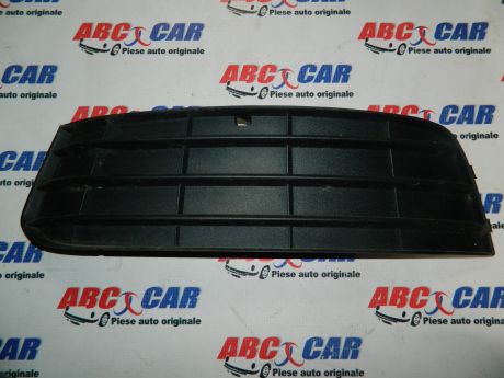 Grila stanga bara fata Audi A4 B8 8K 2008-2015 8K0807681
