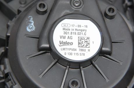 Aeroterma bord VW Passat B8 2015-2023 3Q1819021C