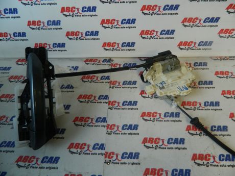Broasca usa dreapta fata VW Passat B6 2.0 TDI variant 3C1837016