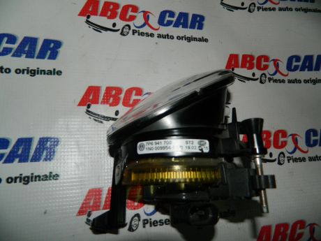 Proiector ceata dreapta VW Touareg (7P) 2010-2018 Cod: 7P6941700