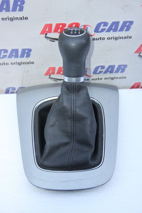 Nuca schimbator cu manson Audi Q3 8U 2011-2018 8U0864261P
