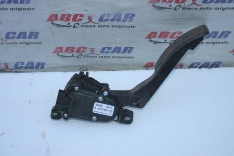 Pedala acceleratie Dacia Duster 2009-2017 8200386506D