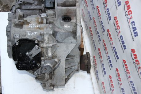 Cutie de viteze automata DSG VW Golf 6 2009-2013 1.6 TDI cod: LST