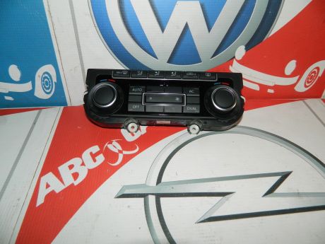 Panou clima VW Passat B7 Cod:  5K0907044DT