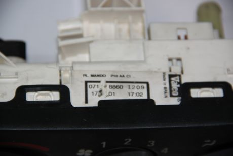 Panou comanda AC Opel Corsa C 2000-2006 07118860