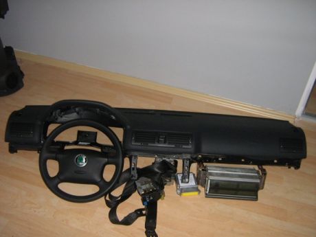 Plansa bord Skoda Octavia 1 (1U2)