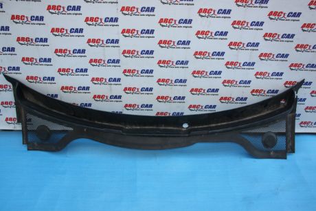 Grilaj stergatoare Audi Q3 8U 2011-2018 8U1819403